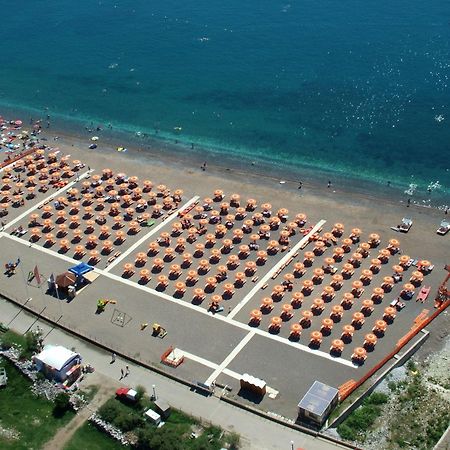 Apartments Becic Budva Bagian luar foto