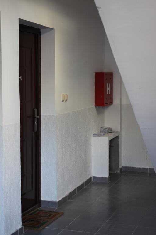 Apartments Becic Budva Bagian luar foto