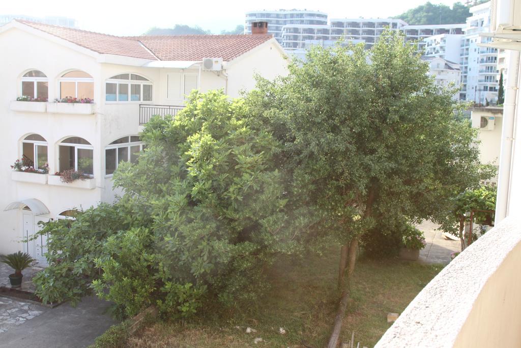 Apartments Becic Budva Bagian luar foto