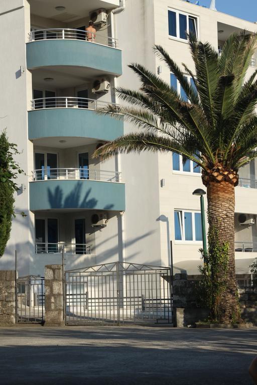 Apartments Becic Budva Bagian luar foto