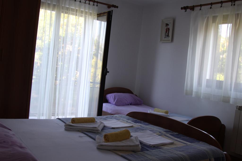 Apartments Becic Budva Bagian luar foto