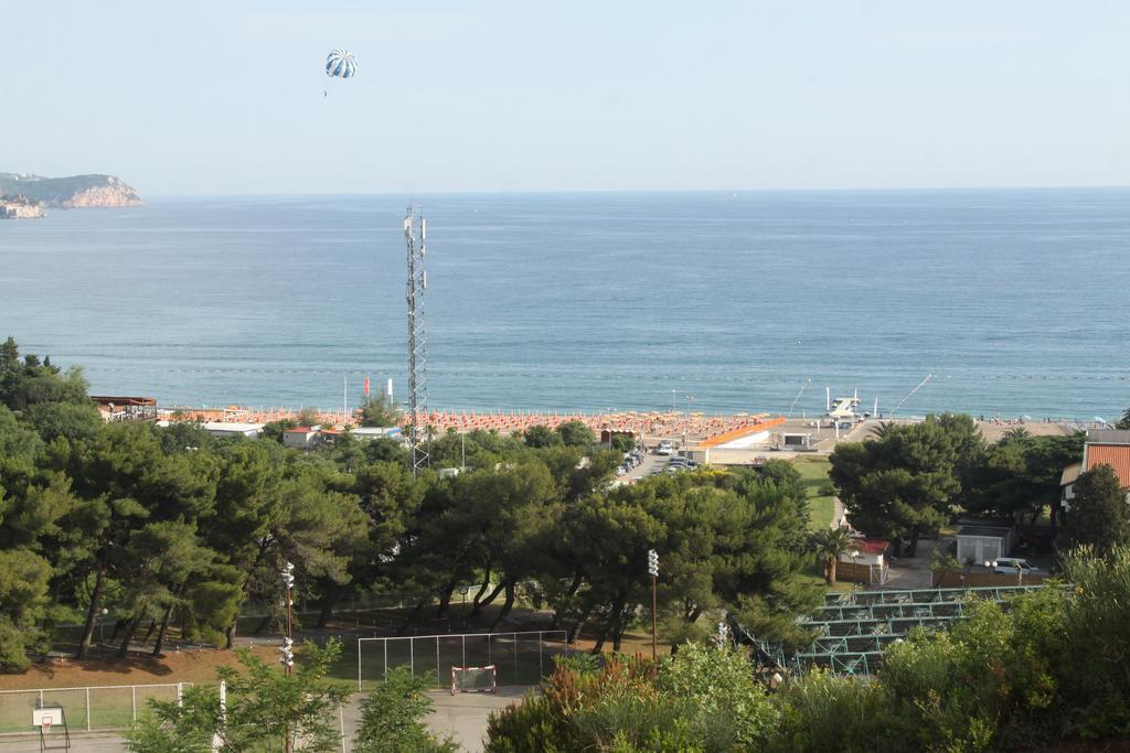 Apartments Becic Budva Bagian luar foto