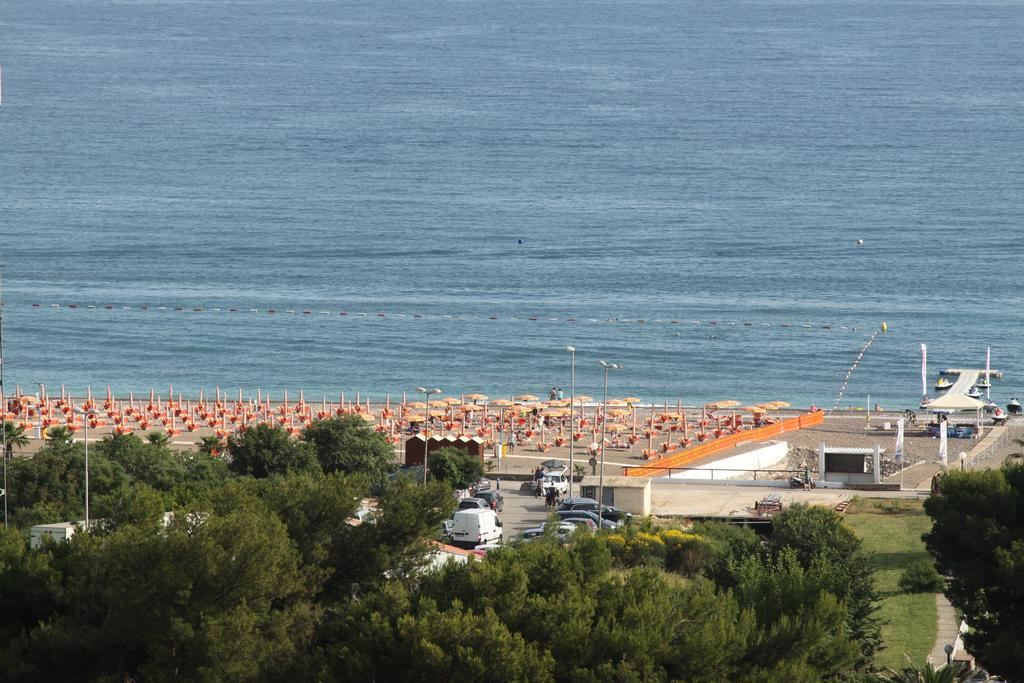 Apartments Becic Budva Bagian luar foto