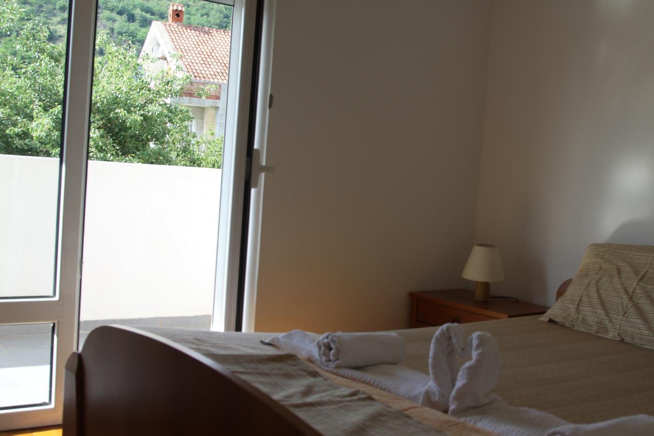 Apartments Becic Budva Bagian luar foto
